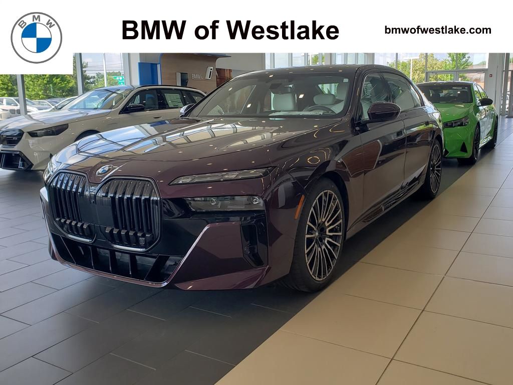Mora Metallic 2026 BMW 7 Series Sedan All-Wheel Drive 8-Speed Automatic