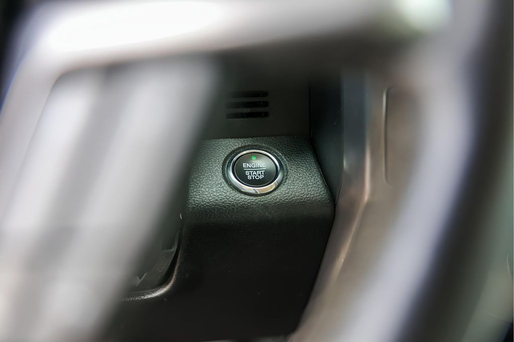 Used Car 2020 Ford Expedition  Platinum For Sale Under $30,000 In Austin, Texas