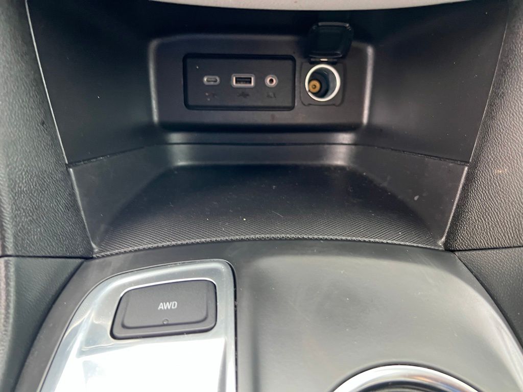 Used 2024 Chevrolet Equinox SUV