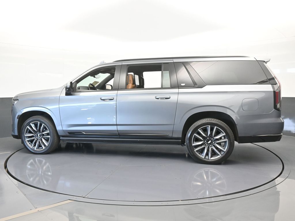 Used 2021 Cadillac Escalade ESV Sport with VIN 1GYS4PKL2MR183524 for sale in Miami, FL