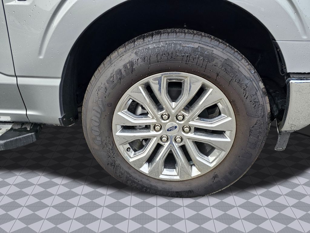 New 2024 Silver Ford XLT image 10