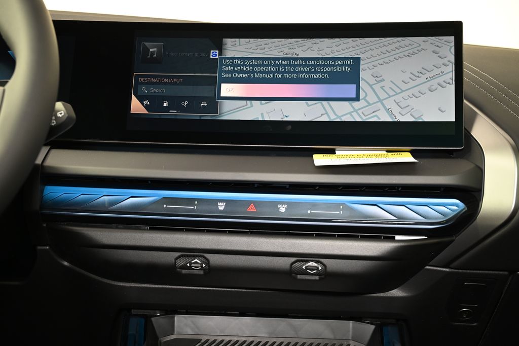 Thumbnail: 2025 BMW X3 - 18