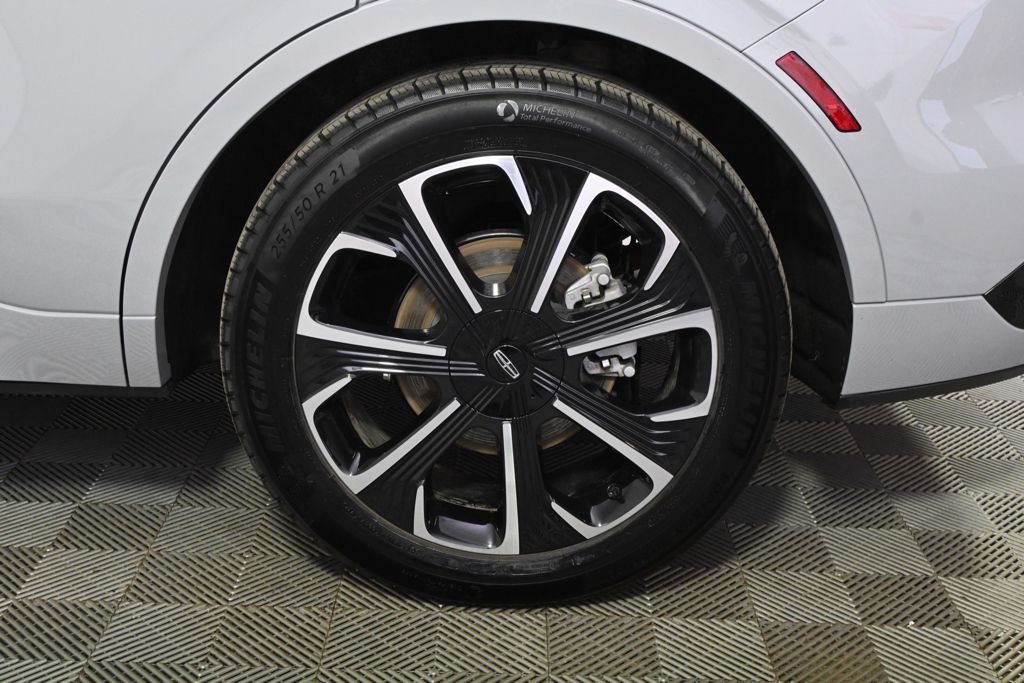 New 2026 Gray Lincoln Reserve image 20