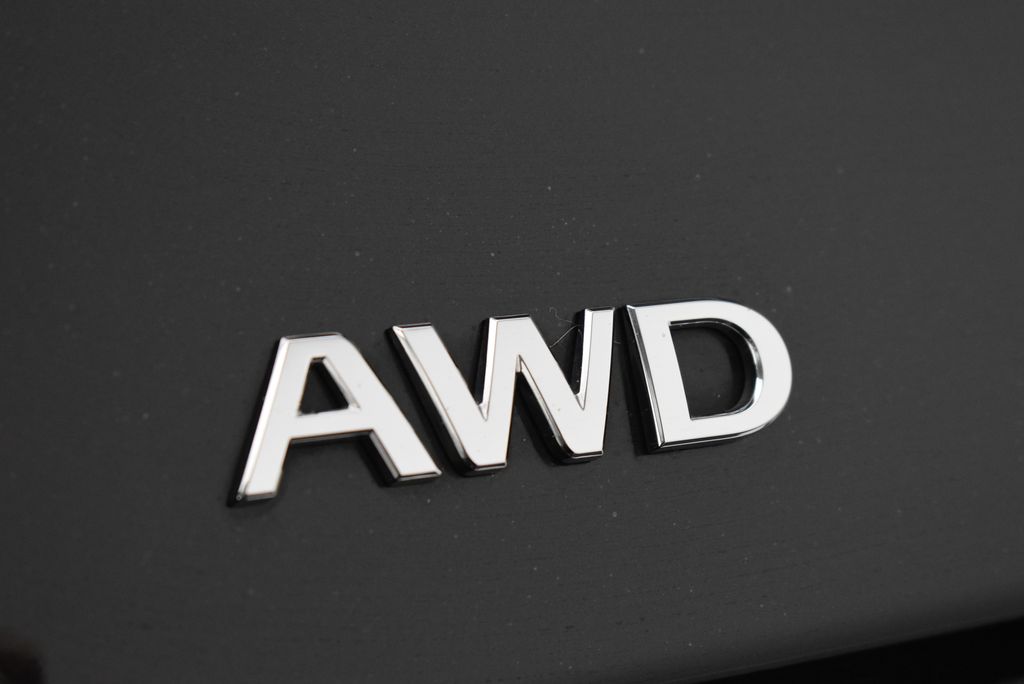 Thumbnail: 2023 INFINITI QX60 - 9