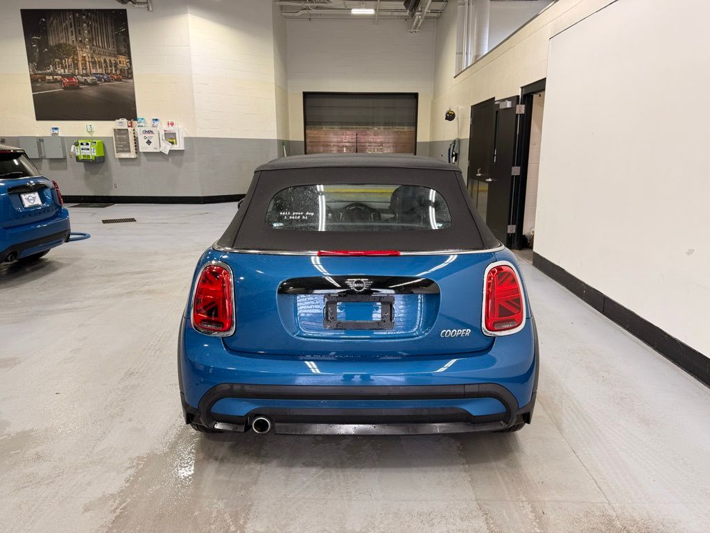 Thumbnail: 2024 MINI Cooper Convertible - 4
