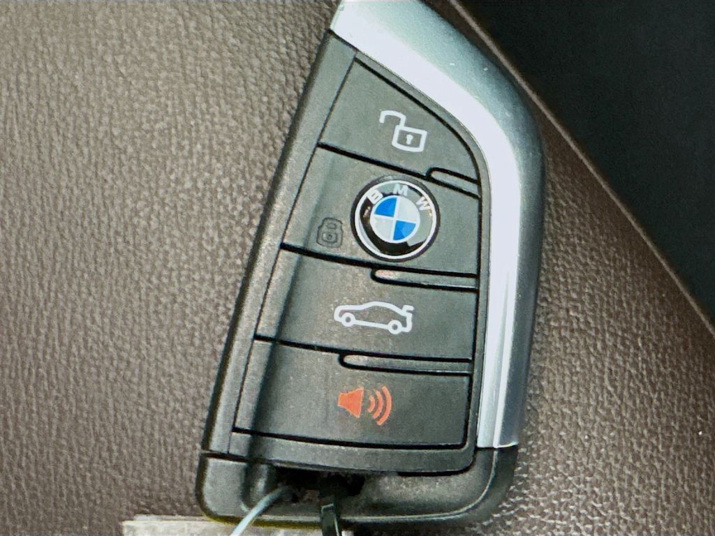 Used Car 2022 Bmw 3 Series  330i Xdrive For Sale Under $30,000 In Austin, Texas
