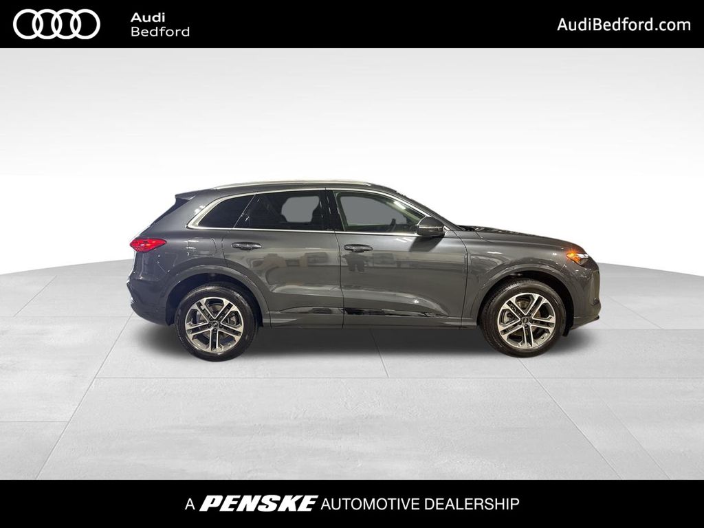 Thumbnail: 2025 Audi Q5 - 7