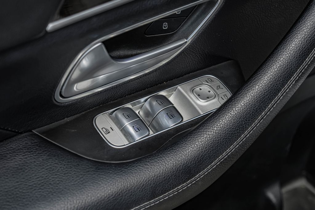 Used 2024 White Mercedes-Benz GLS 450 image 68