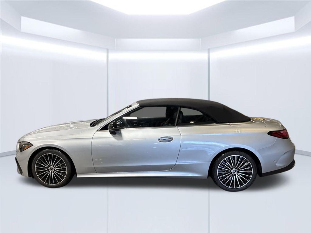 Thumbnail: 2027 Mercedes-Benz CLE - 2