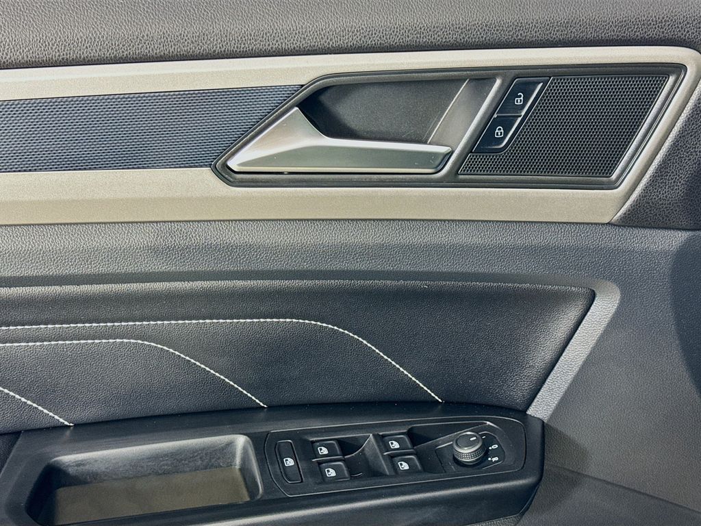Used Car 2020 Volkswagen Atlas Cross Sport  3.6l V6 Sel R-line For Sale Under $20,000 In Austin, Texas