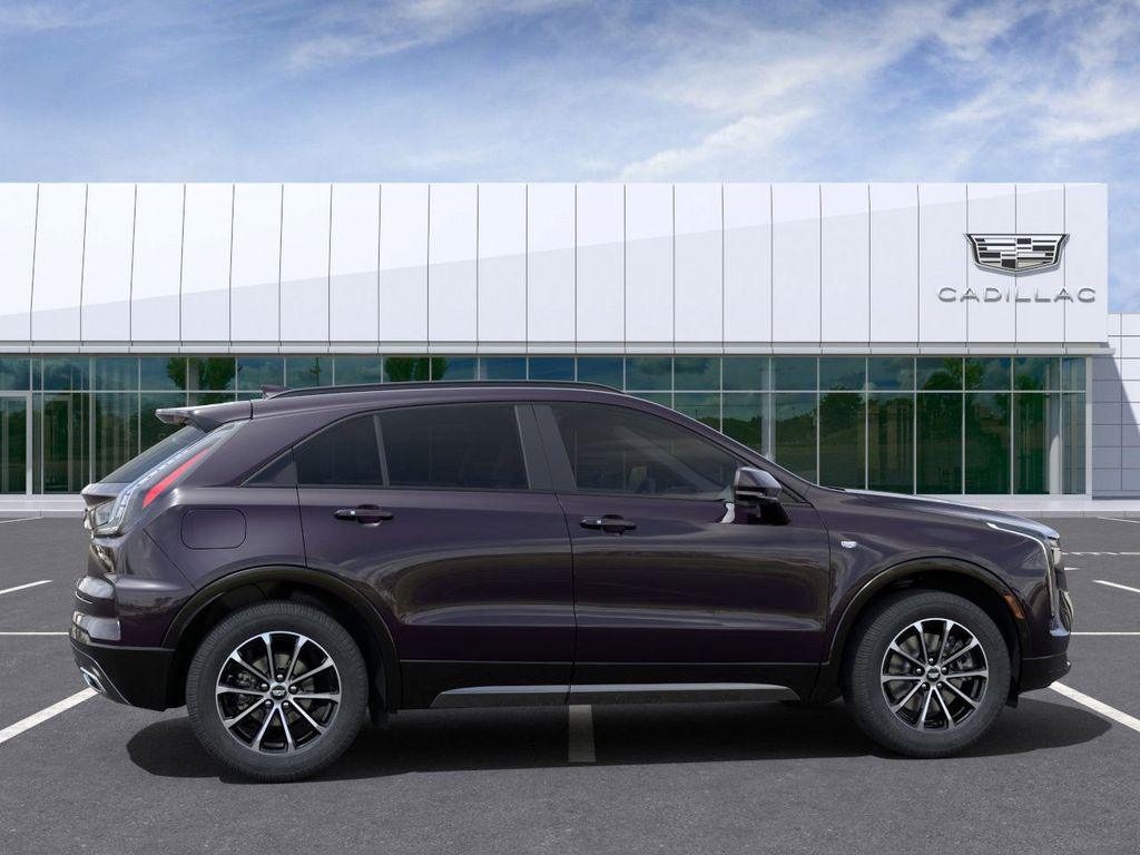 2024 Cadillac XT4 Sport 5