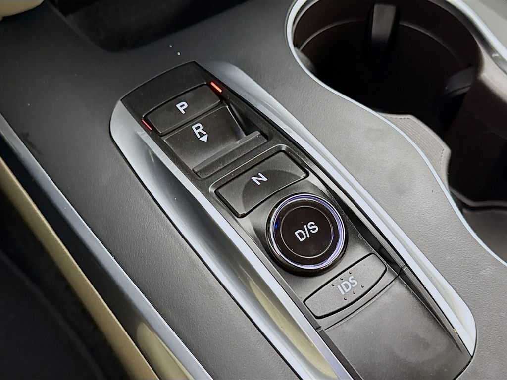 Thumbnail: 2016 Acura MDX - 17