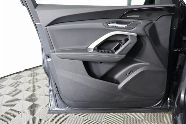 Thumbnail: 2025 Audi Q5 - 7