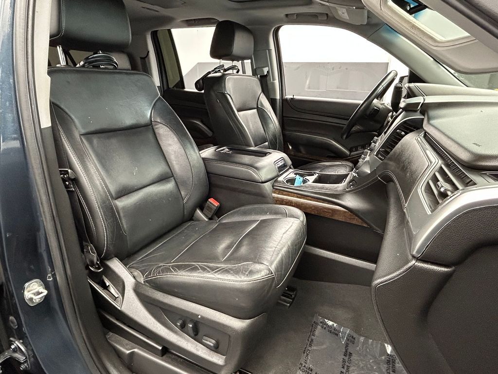 Used 2020 Shadow Gray Metallic Chevrolet LT image 51