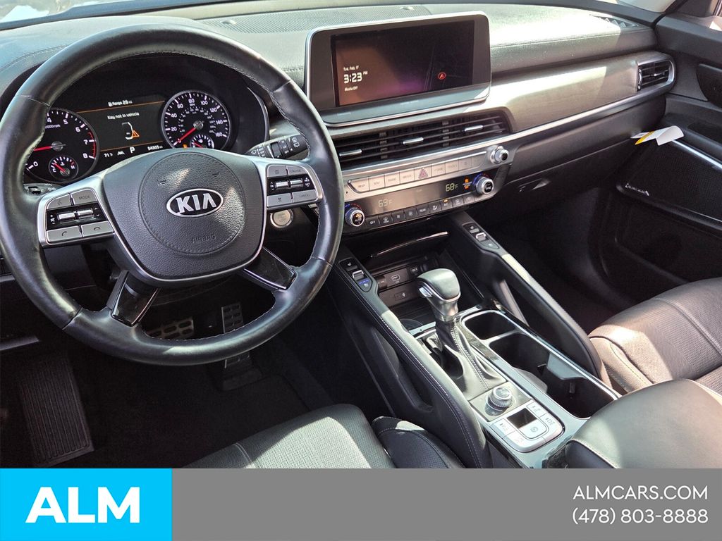 Used 2021 Silver Kia SX image 8