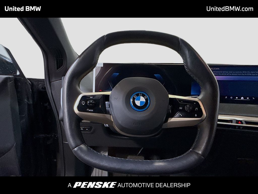 Thumbnail: 2024 BMW iX - 6