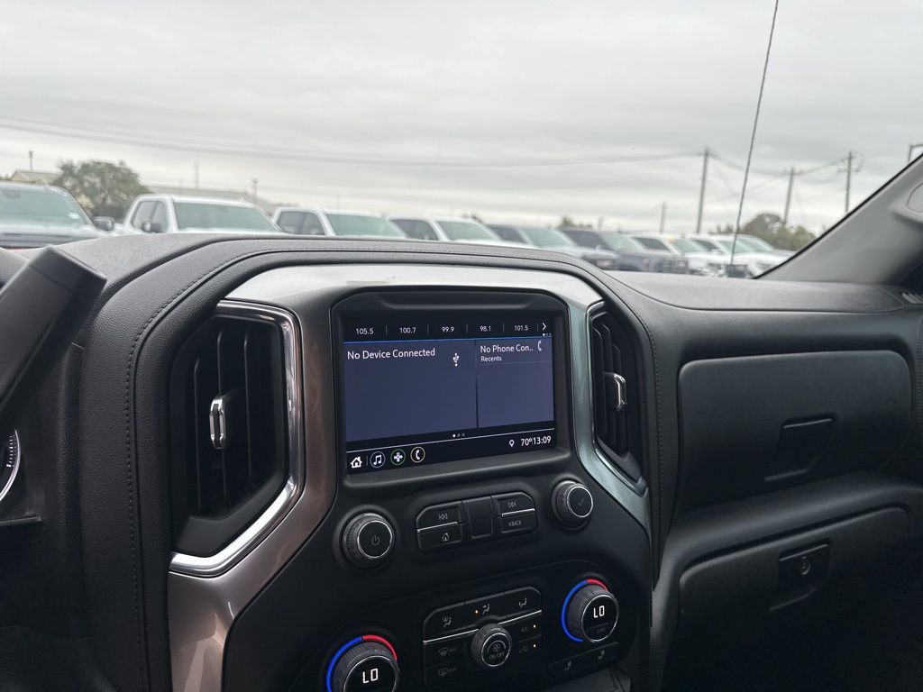 Used Car 2021 Chevrolet Silverado 1500  Lt Trail Boss For Sale Under $35,000 In Austin, Texas