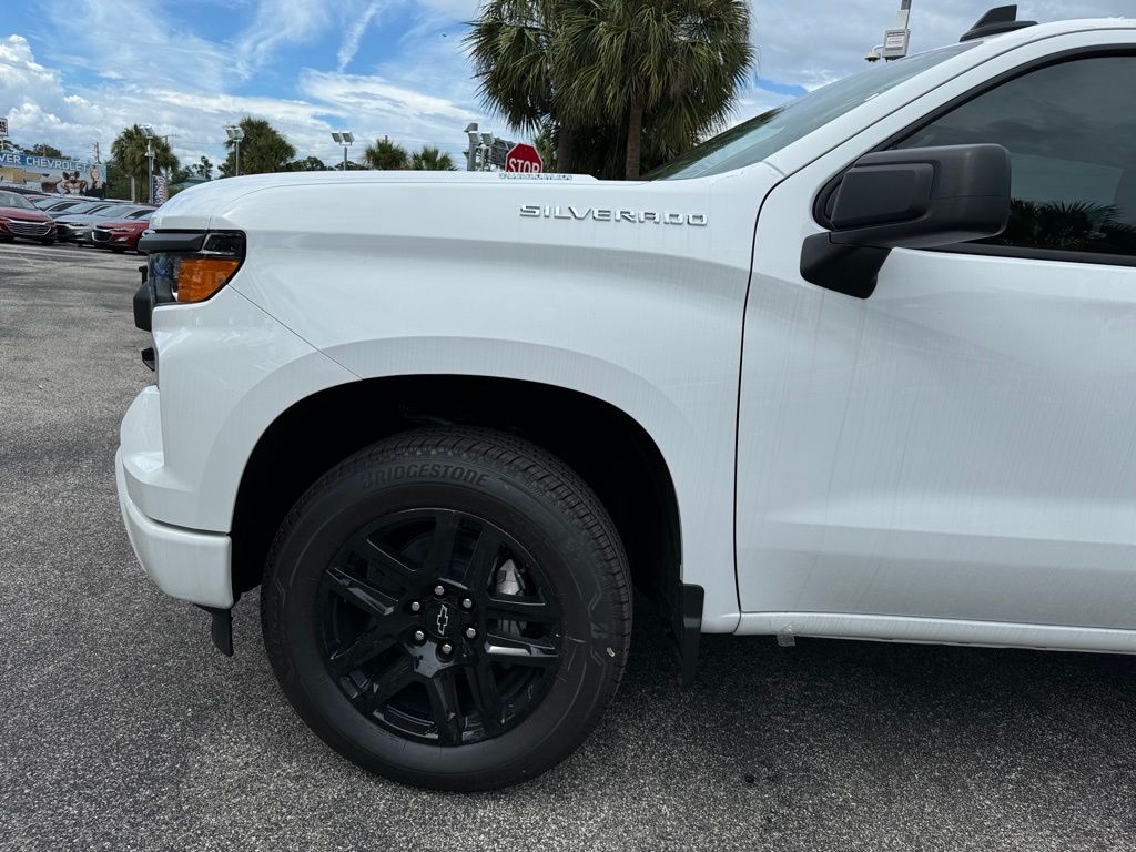 2024 Chevrolet Silverado 1500 Custom 11