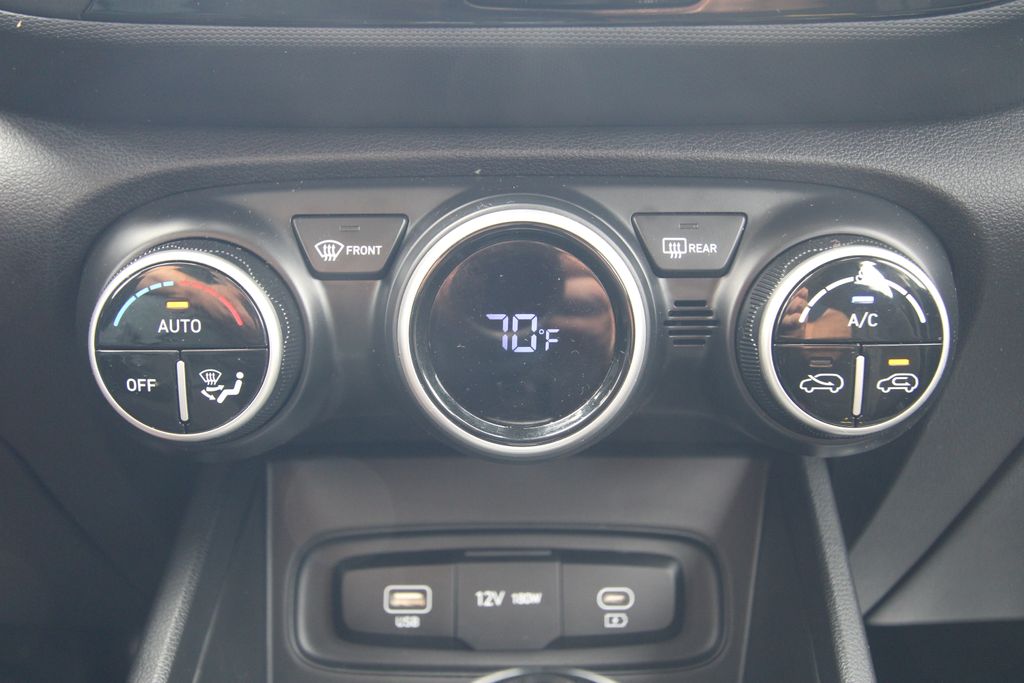 Used 2025 Hyundai Venue SUV