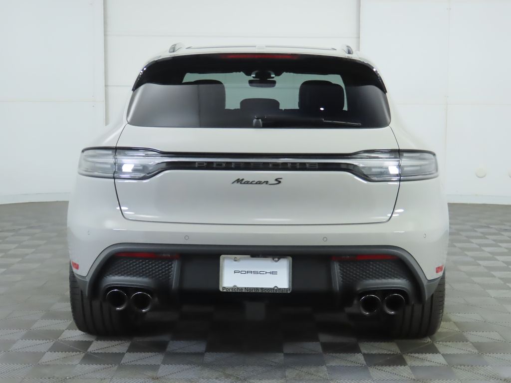 Thumbnail: 2025 Porsche Macan - 6