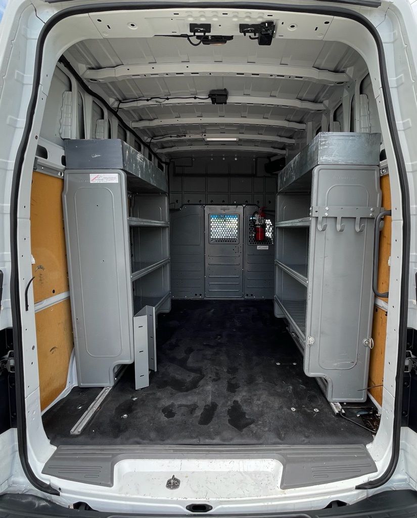 2020 Nissan NV2500 HD SV - 11