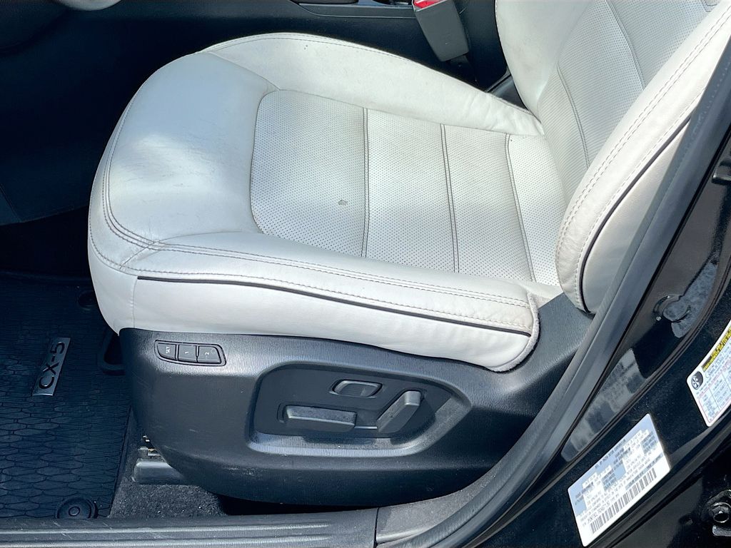 2024 Mazda CX-5 2.5 S Preferred Package Black at DeMontrond Mazda