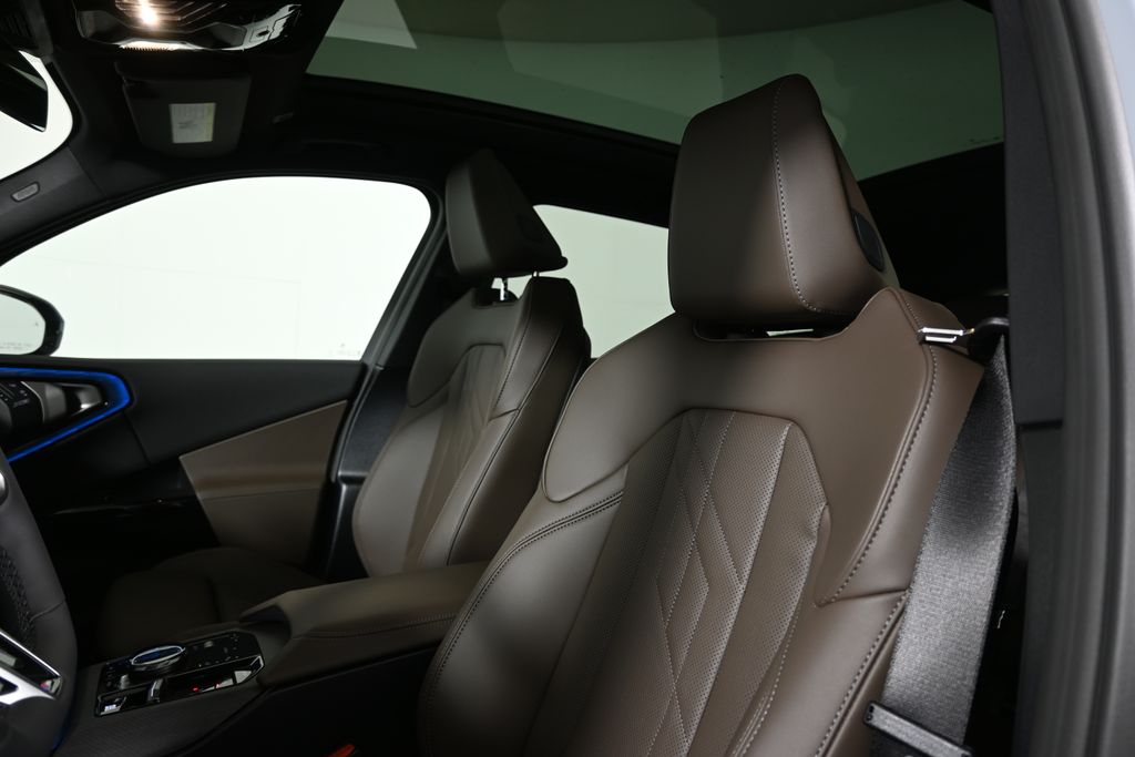 Thumbnail: 2026 BMW X3 - 16