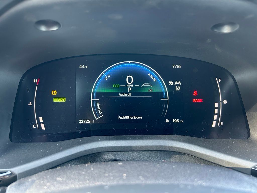 Thumbnail: 2025 Toyota Camry - 22