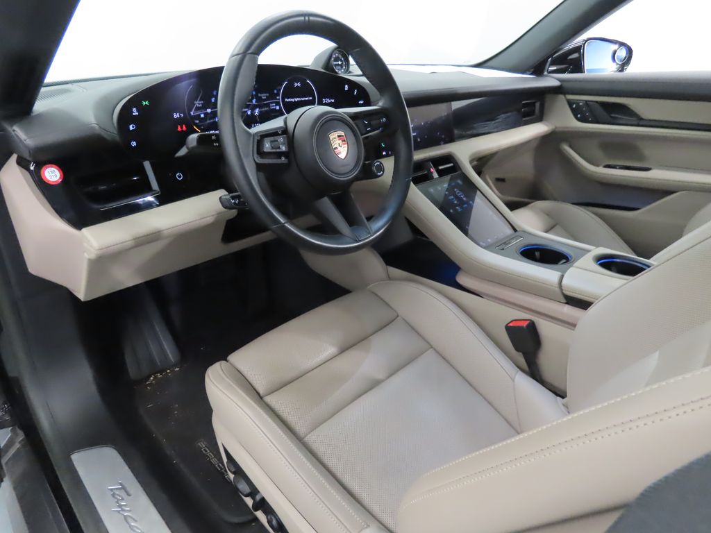 Thumbnail: 2023 Porsche Taycan - 4