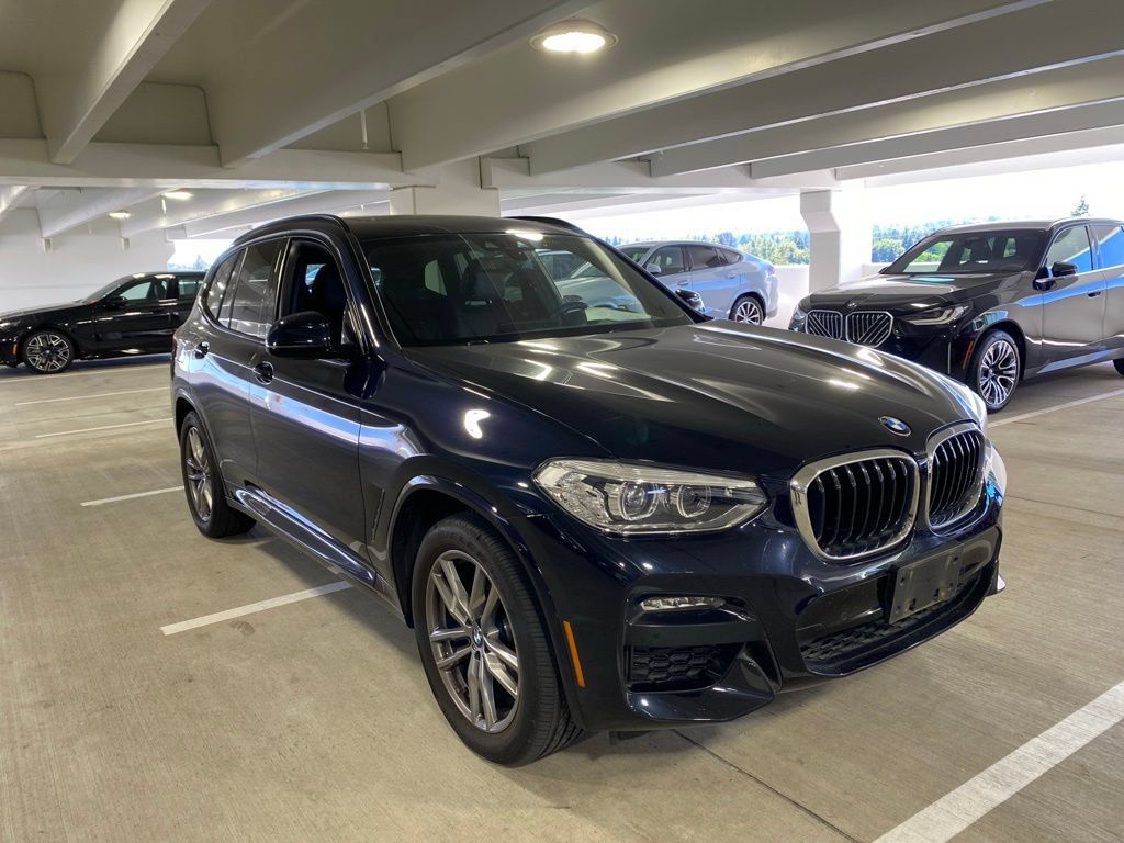 Used 2021 Carbon Black Metallic BMW xDrive30i image 6