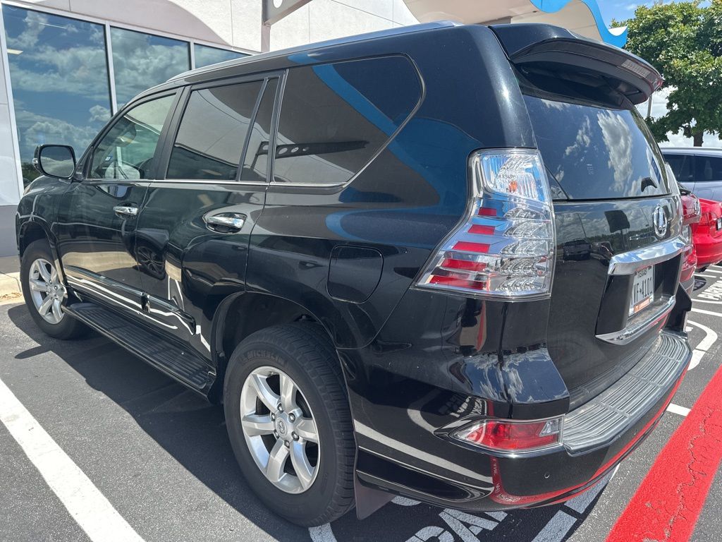 Thumbnail: 2016 Lexus GX - 6