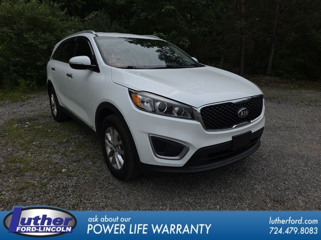 Snow White Pearl 2016 Kia Sorento SUV / Crossover All-Wheel Drive 6-Speed Automatic
