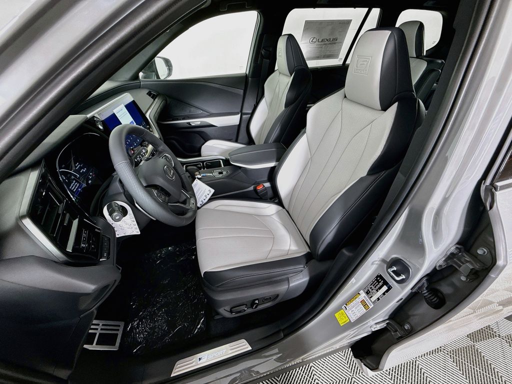 Thumbnail: 2026 Lexus TX - 16