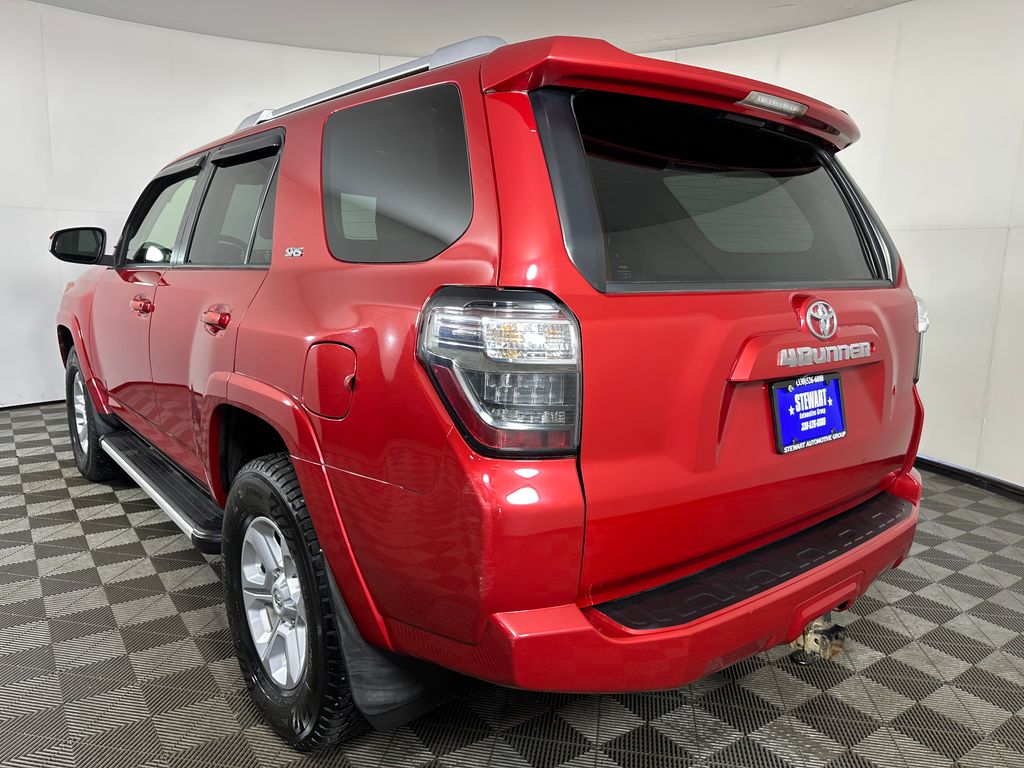 2016 Toyota 4Runner SR5 - Image 3