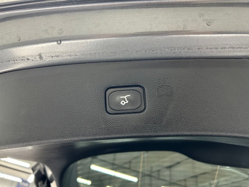 used 2024 Ford Edge car, priced at $29,917