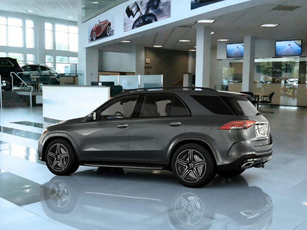 Thumbnail: 2026 Mercedes-Benz GLE - 30