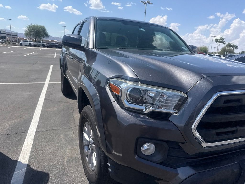 Used 2017 Gray Toyota SR5 image 3