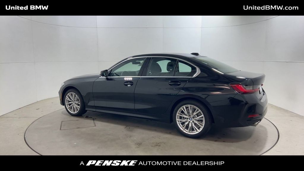 2024 BMW 3 Series 330i 6
