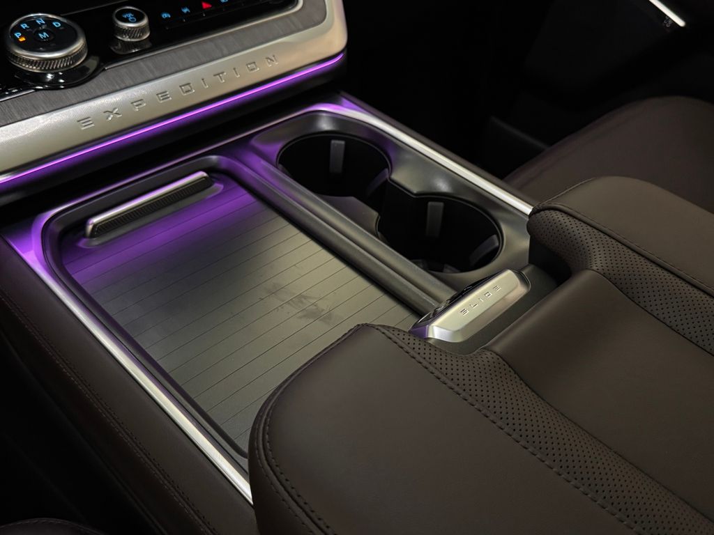 New 2026 Black Ford Platinum image 41