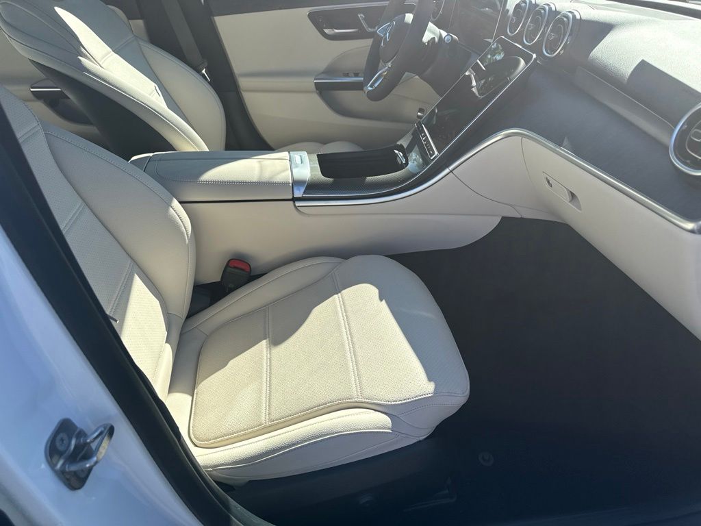 Thumbnail: 2026 Mercedes-Benz C-Class - 19