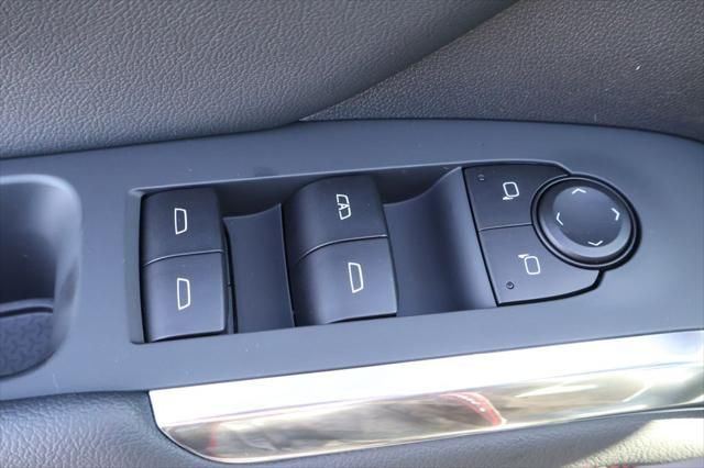 Thumbnail: 2026 Chevrolet Traverse - 18