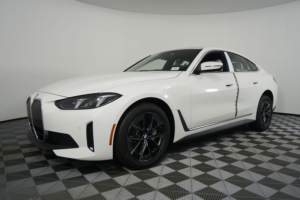 2025 BMW i4 eDrive40 7