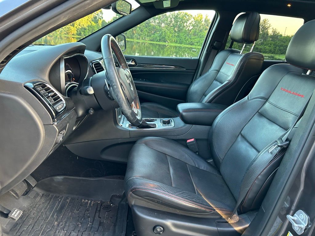 Thumbnail: 2019 Jeep Grand Cherokee - 13