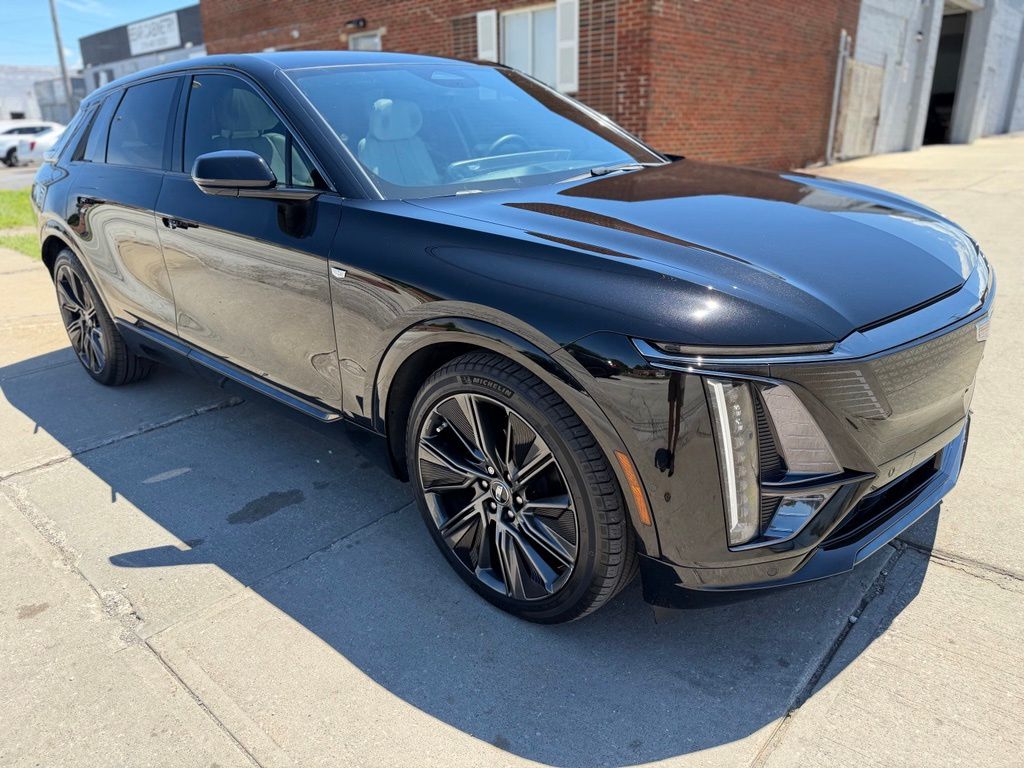 2024 Cadillac LYRIQ Sport 3 - Image 5