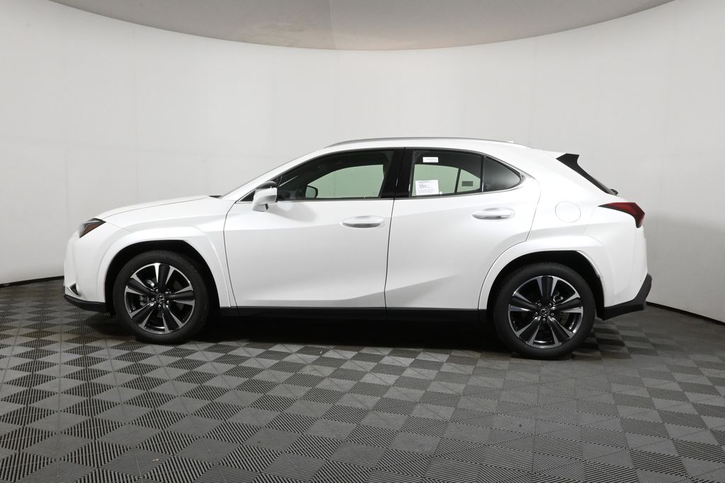 Thumbnail: 2025 Lexus UX - 2
