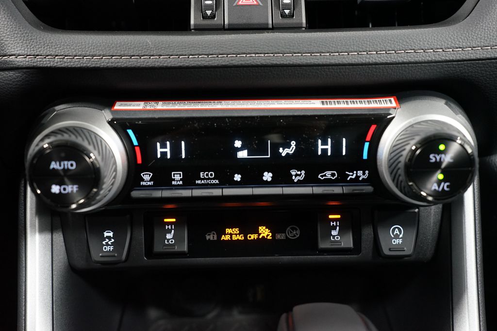 Thumbnail: 2025 Toyota RAV4 - 20