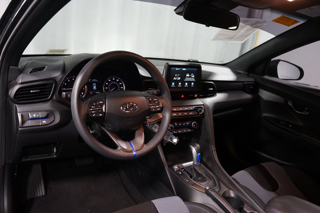 Thumbnail: 2020 Hyundai Veloster - 7