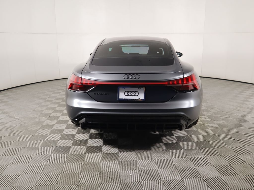Thumbnail: 2023 Audi e-tron GT - 6