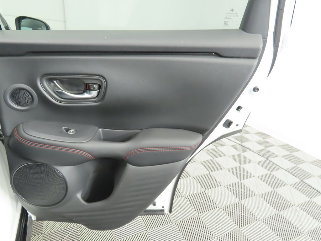 Thumbnail: 2025 Acura ADX - 27