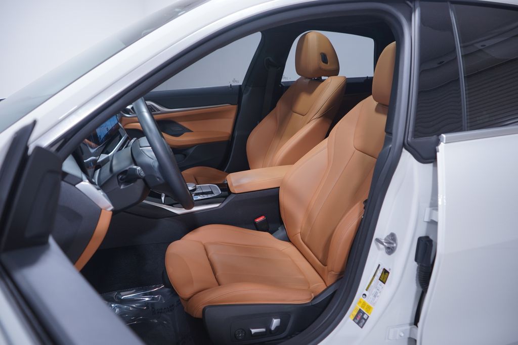 Thumbnail: 2023 BMW i4 - 7
